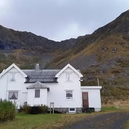Mor's Hus Valle (Lofoten)