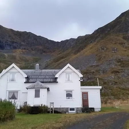 Mor's Hus Valle (Lofoten)